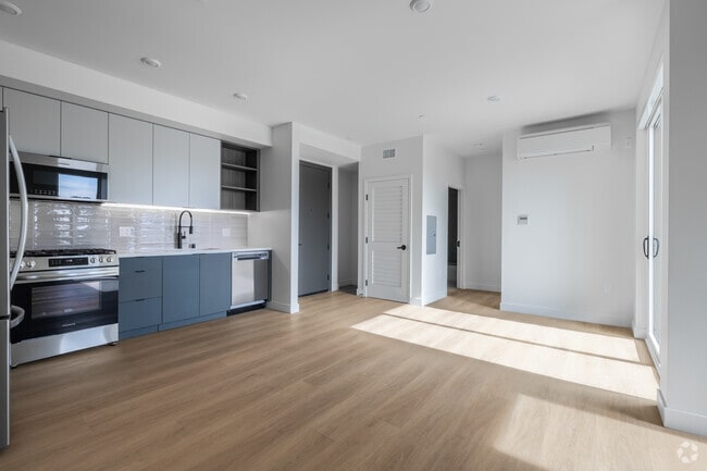 Interior Photo - Lib NoHo