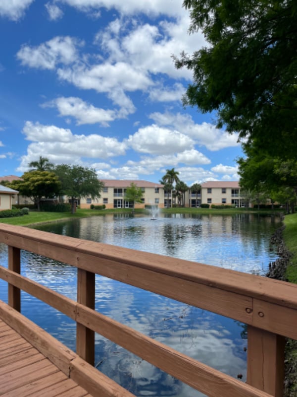 Building Photo - 15433 Bellamar Cir