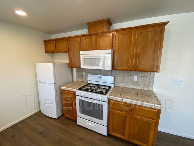Foto del edificio - 2234 W Lark Ave