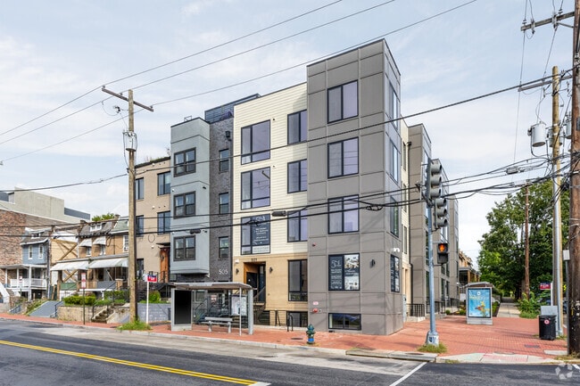 Exterior primario - 501 Kennedy Apartments