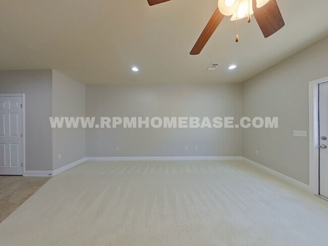 Foto del edificio - Charming Rental Townhome in Reserve Pointe...