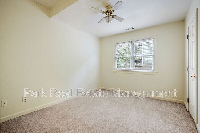 Foto del edificio - 505 N Greensboro St