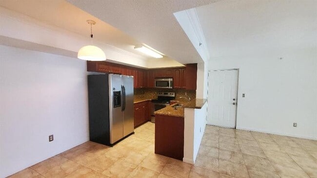 Building Photo - 5560 NW 61st St