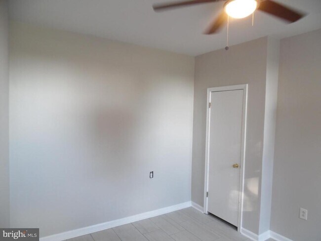 Foto del edificio - 5700 N 16th St