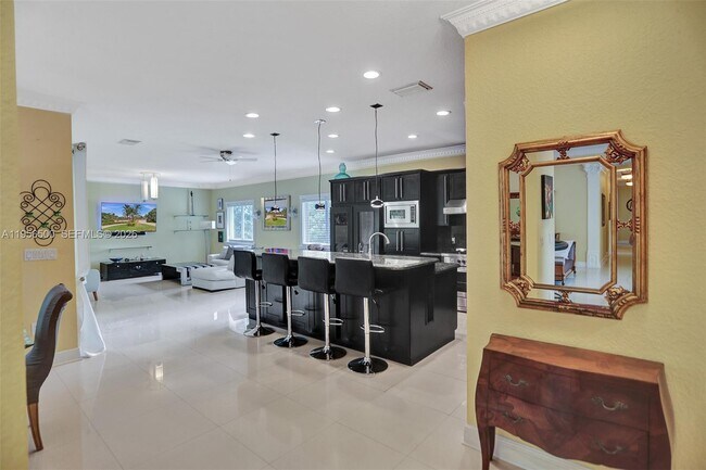 Building Photo - 4750 SW 128th Ave