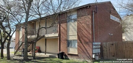 Building Photo - 538 Dukeway Dr