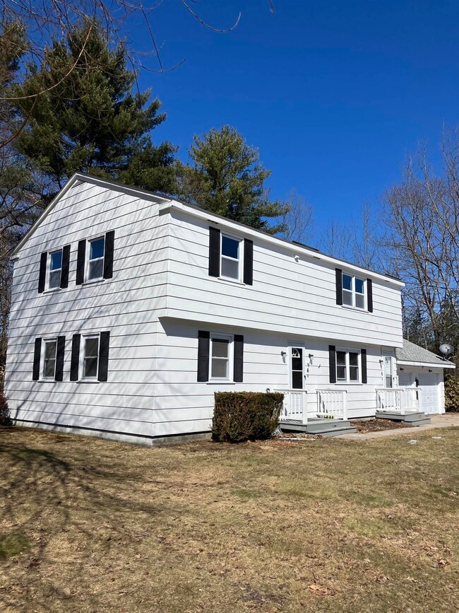 Building Photo - 6 Willowbrook Dr