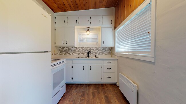 Building Photo - Affordable Country Cabin on the River - Ravensdale