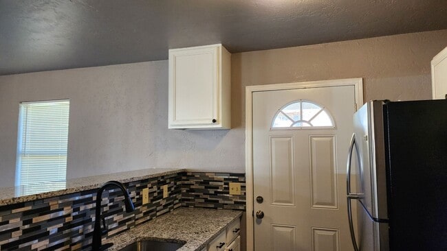 Foto del edificio - 1736 NW 7th