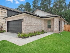 Building Photo - 1749 Succotash Oak Ct