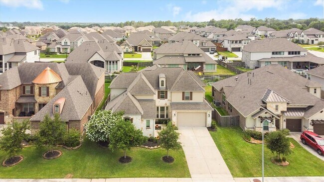 Building Photo - 20319 Everwood Green Ln