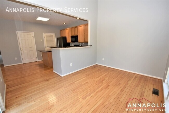 Building Photo - 2426 knapps way
