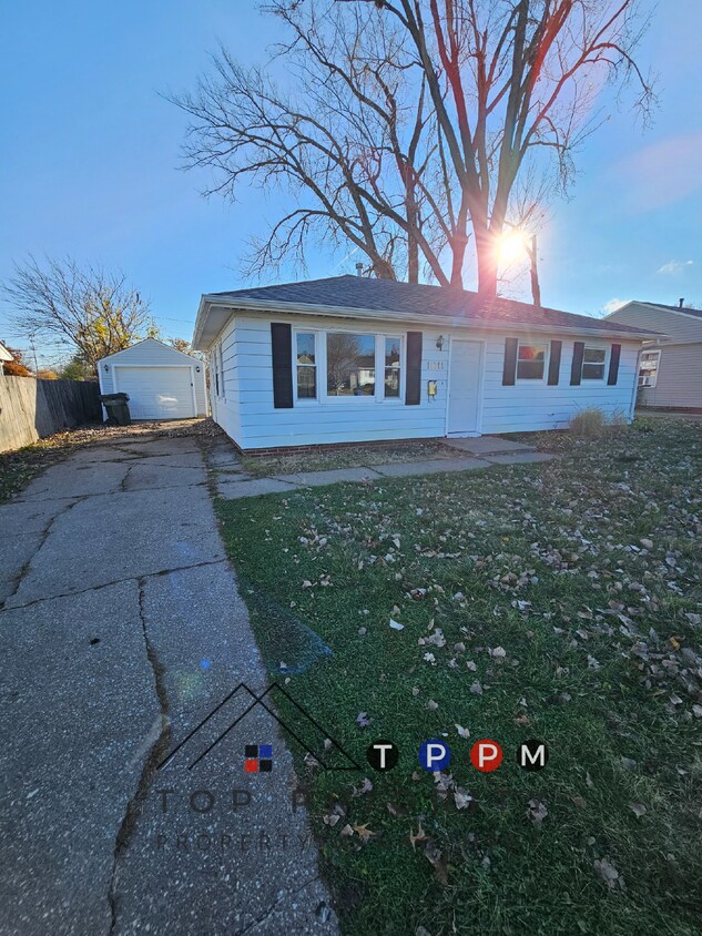Primary Photo - COMPLETELY REMODELED 3 Bedroom | 1 Bathroo...