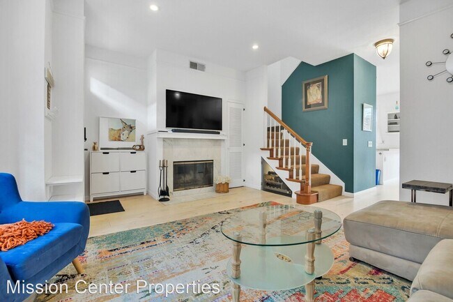 Building Photo - 2 br, 2.5 bath House - 1227 Reed Ave
