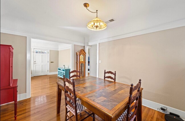 Foto del edificio - 4193 Fourth Ave