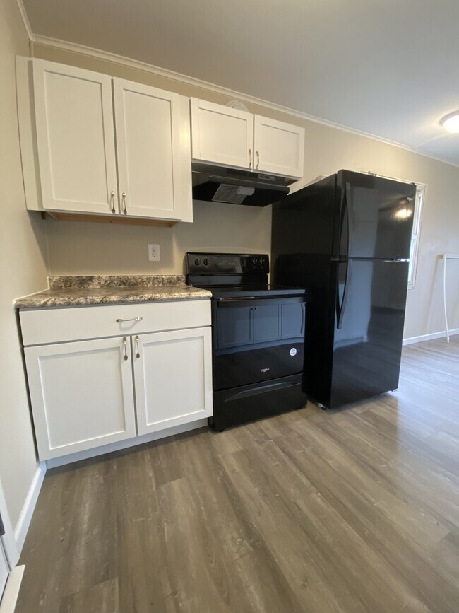 Foto del edificio - 2421 Wisconsin St SW