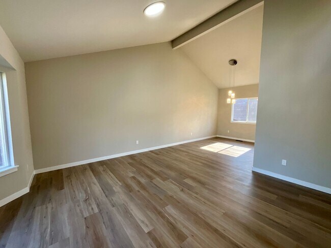 Foto del edificio - Beautiful 3-Bedroom, 2-Bath Home for Rent ...