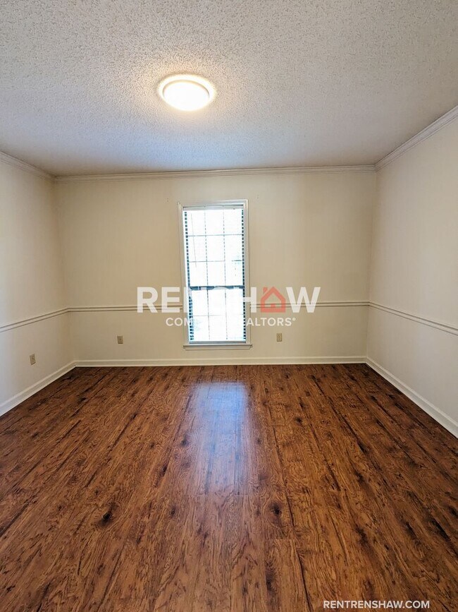 Building Photo - Register your account with Rently to sched...