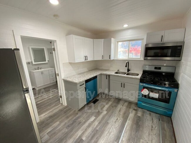 Foto del edificio - 217 Reed Ave N