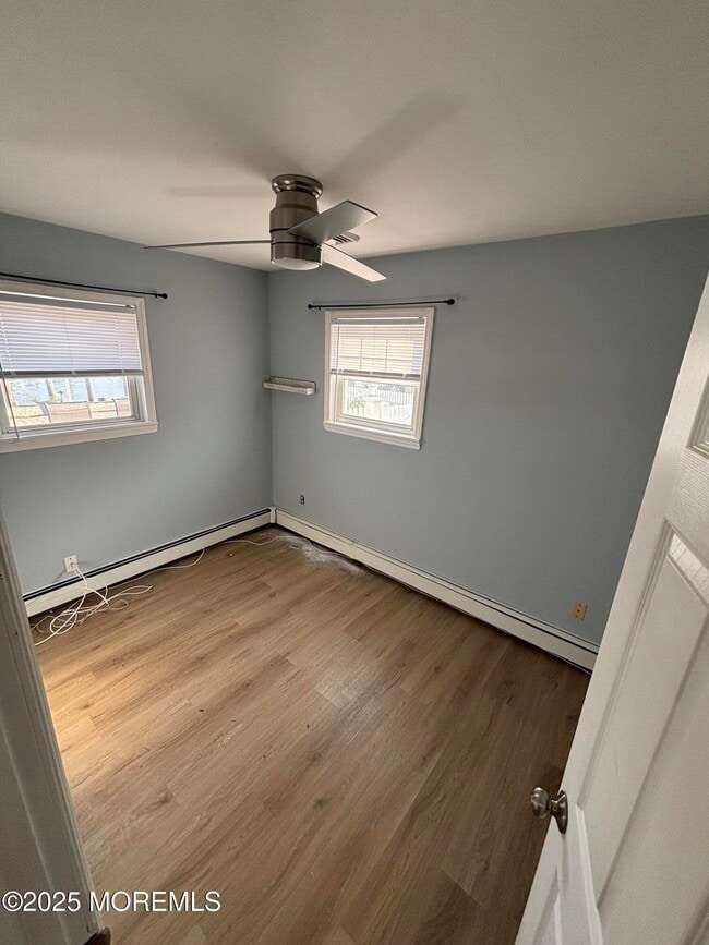 Building Photo - 127 Bloomfield Rd