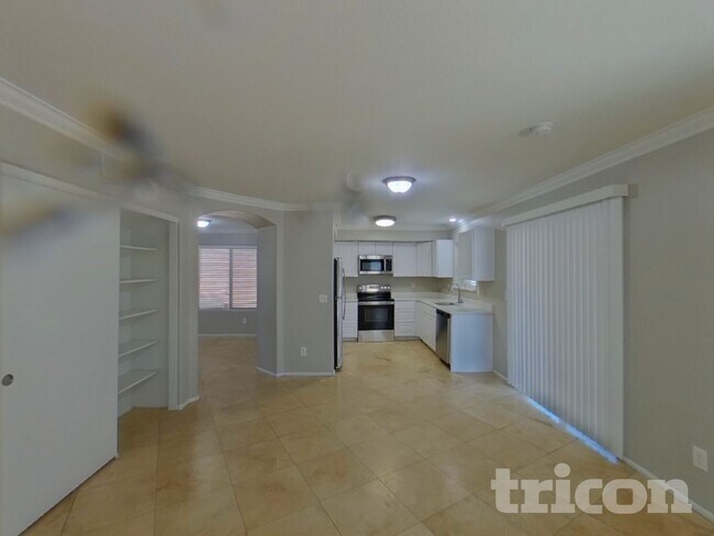 Foto del edificio - 7713 S 47th Ln