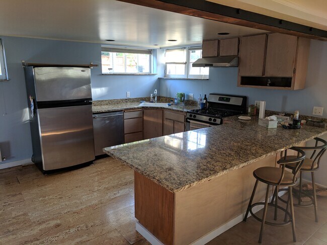 Full kitchen including DW - 4215 Palatine Ave N