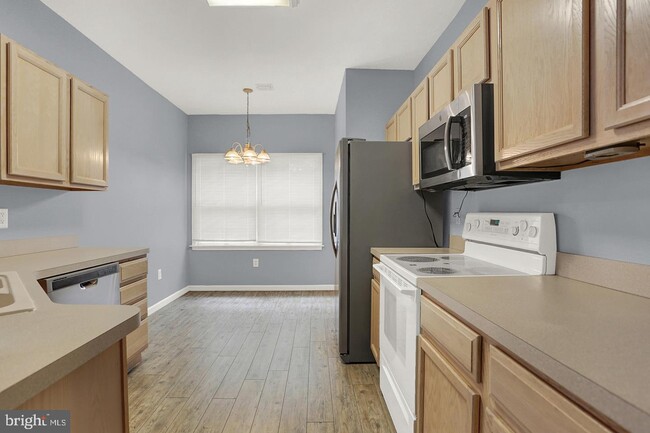 Building Photo - 4523 Deer Path Rd