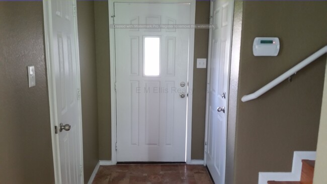 Foto del edificio - Huge 4/2.5/2 * In Desirable Monticello Ran...