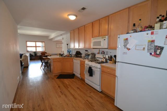 Building Photo - 865 W Buckingham Pl