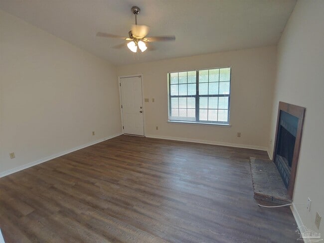 Building Photo - 1440 N 61st Ave