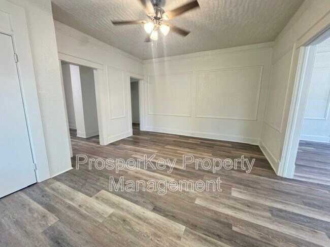 Foto del edificio - 2309 Willard St