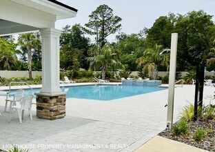 Building Photo - 379 Annies Pl