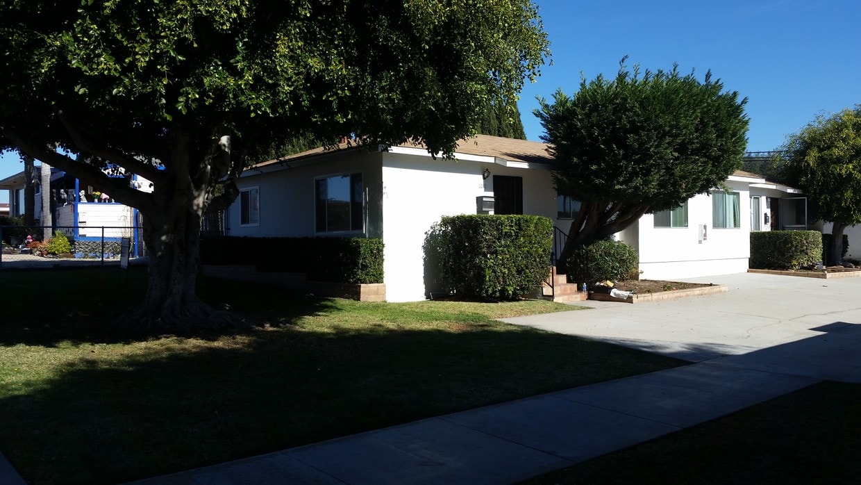 1011 9th - 1011 9th St