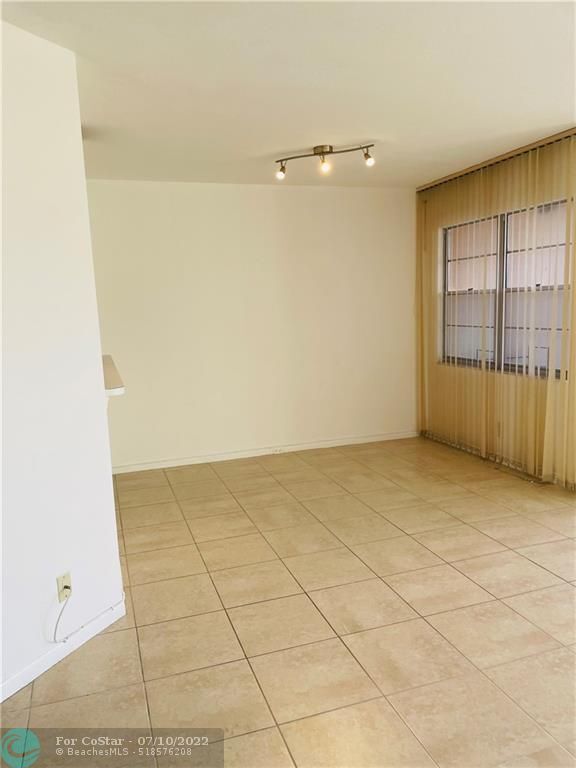 Foto del edificio - 300 SW 130th Terrace