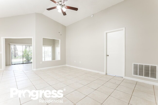 Foto del edificio - 1629 Sunburst Way