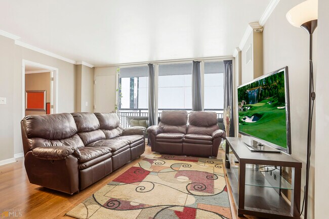 Foto del edificio - 620 Peachtree St NE