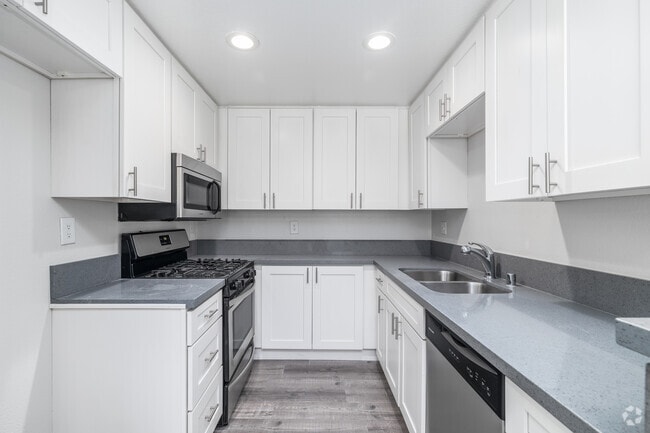 Interior Photo - 2 bedroom and 2 bath