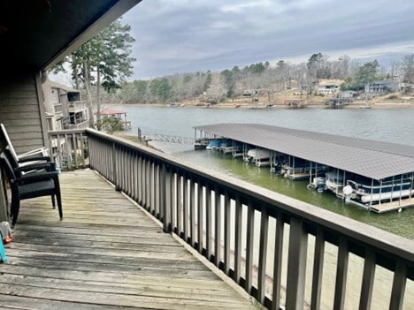 Foto del edificio - 200 Hamilton Oaks Dr