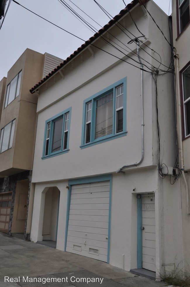 Building Photo - 354 11th Ave