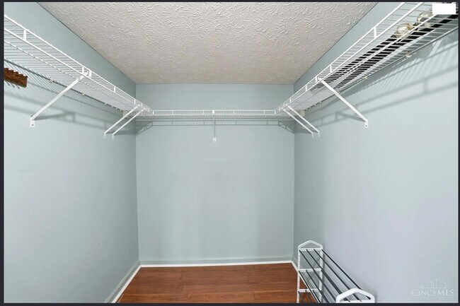 Foto del edificio - 3029 Stratford Ct