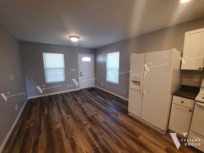 Foto del edificio - 2 Bedroom House for Rent | Easy Access to Kansas & Chestnut Expwy