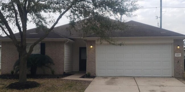 Building Photo - 3607 Fiorella Way