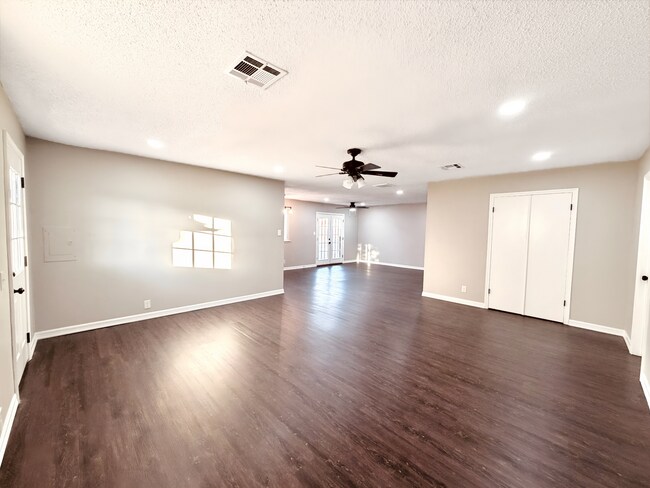 Foto del edificio - Newly Remodeled 3/2 Jenks Home