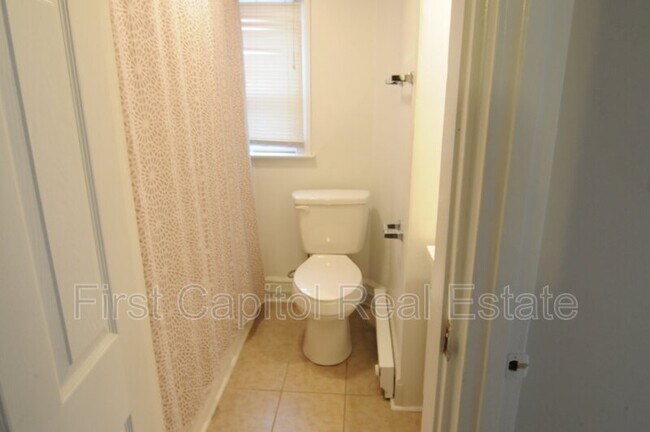 Foto del edificio - 724 S Newberry St