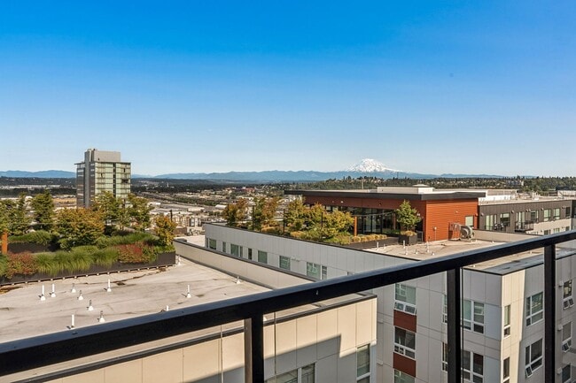 Building Photo - 1501 Tacoma Ave S