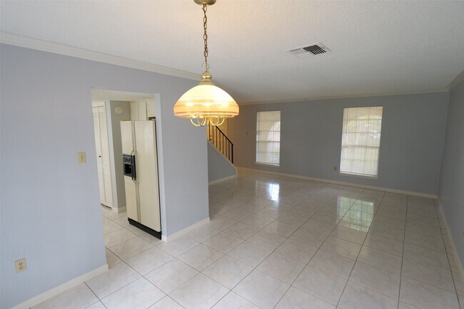 Foto del edificio - 19403 Long Lake Dr