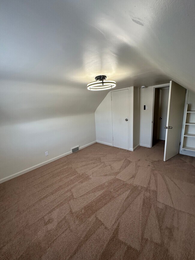 Foto del edificio - 214 12th St