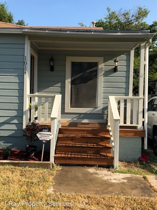 Building Photo - 4 br, 2 bath House - 1614 Lebanon AVE