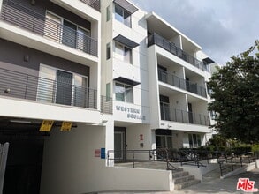 Building Photo - 3061 W 12th Pl