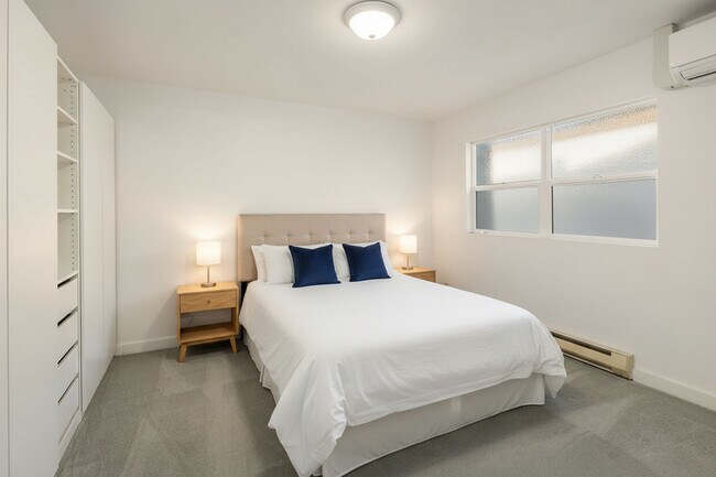 Foto del edificio - 303 N 44th St